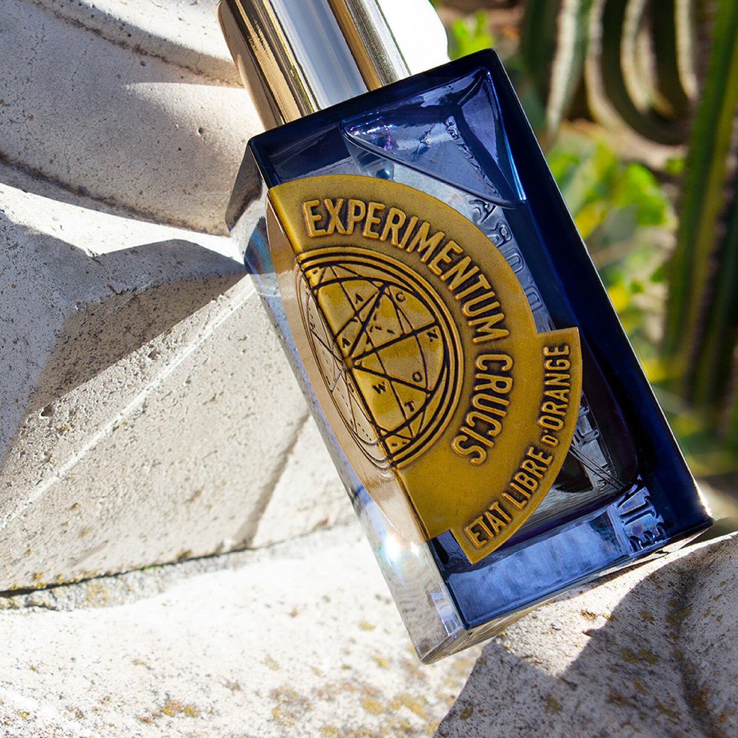 Experimentum Crucis eau de parfum
